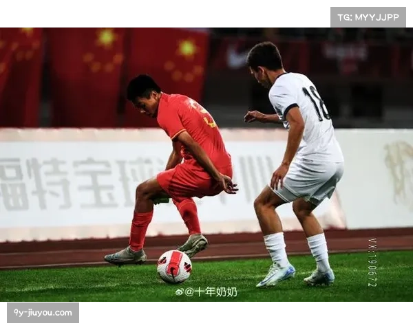 国足熊猫杯残阵出击 中场控制力不足成短板