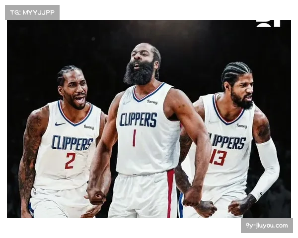 快船四巨头合体首战告捷 但球队防守默契度仍需时间打磨