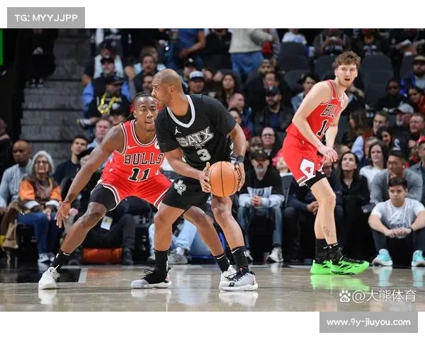 文班亚马攻防一体统治内线 马刺防守体系因他而质变